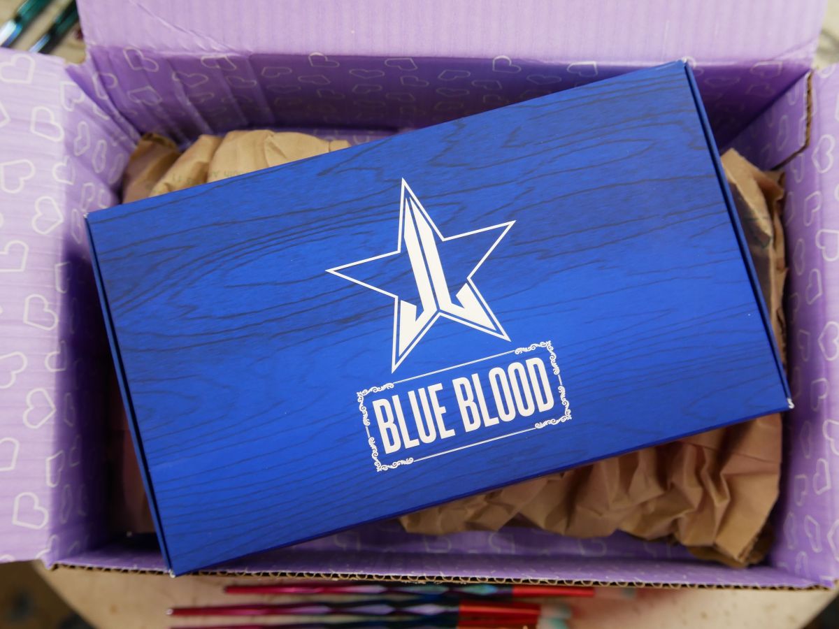 ❥ 【VEGAN超夯眼影盤】Jeffree Star 藍血眼影盤 Blue&nbsp;Blood